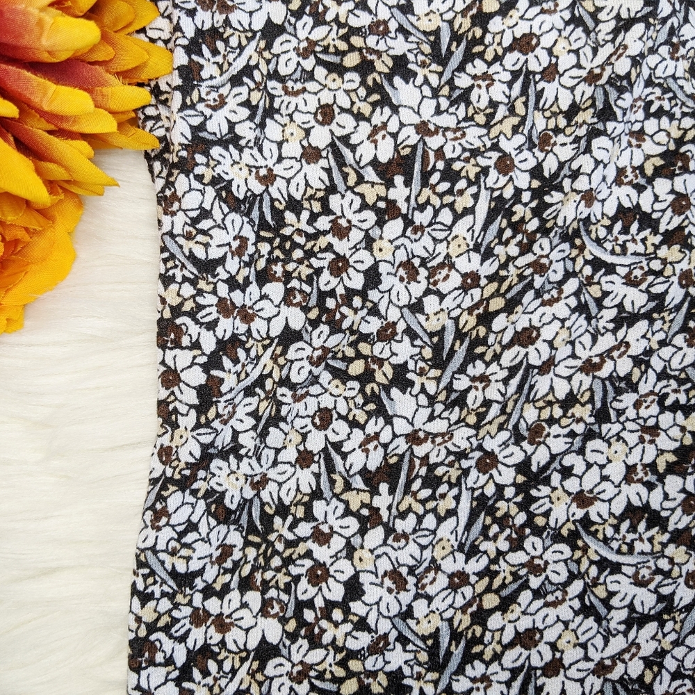 SOLD!! Zara Floral Jumpsuit Pantsuit Romper Size M - Picture 6 of 8